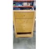 Image 1 : MAPLE 4 DRAWER DRESSER