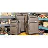 Image 1 : 3 PIECE EDDIE BAUER SUITCASE SET