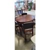 Image 1 : PUB HEIGHT DINING TABLE W/ 4 BARSTOOLS