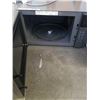 Image 2 : LG 1.5 CU FT MICROWAVE OVEN TESTED AND WORKING - RETAIL $199