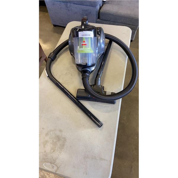 BISSEL AERO SWITCH COMPACT VACUUM W/ FLOOR ATTACHEMENT