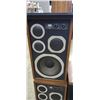 Image 2 : PAIR OF SANSUI S45C SPEAKERS AND STR SPEAKER