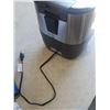 Image 7 : AS NEW INSTANT POT VORTEX PLUS 6QT DIGITAL AIR FRYER TESTED AND WORKING - RETAIL $218