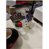 Image 8 : SNOWMAN WITH SNOWFLAKE FIGURE AND COOKIE JAR