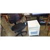 Image 1 : OFFICE CHAIR AND SIDE TABLE