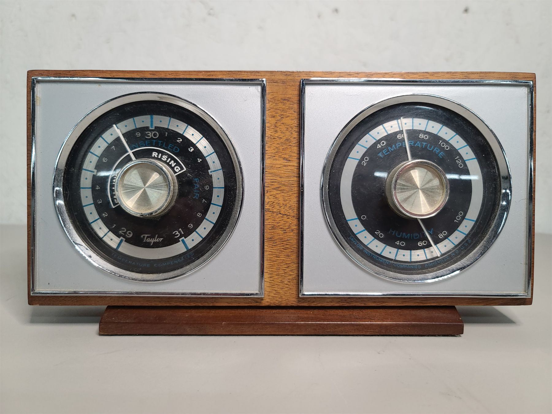 Vintage Taylor Desktop Temperature Humidity Barometric Pressure Gauges
