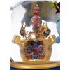 Image 5 : A "Dumbo's Flight" Musical Snow Globe.