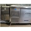 Image 3 : Randell 9225-32-7 Refrigerated Side-Mount Counter/Work Top (gets cold)