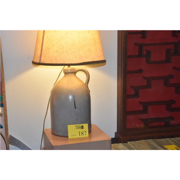 STONEWARE 2 GALLON JUG LAMP