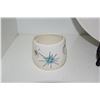 Image 4 : FRANCISCAN "STARBURST" 13 1/4" PLATE, SALT & PEPPER MILL & SUGAR BOWL (4 PCS) (DOES NOT INCLUDE STAN