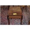 Image 1 : WOOD GATE LEG TABLE (32 1/2" X 39" 29")