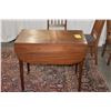 Image 2 : WOOD GATE LEG TABLE (32 1/2" X 39" 29")
