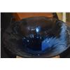 Image 3 : BLUE GLASS PEDESTAL VASE (10" X 13")