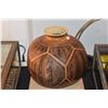 Image 5 : HAWAIIAN ETCHED WATER GOURD (60+ YEARS OLD), RARE