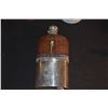Image 2 : VICTORIAN ENGLISH SILVERPLATE & LEATHER HIP FLASK, WALKER & HALL SHEFFIELD