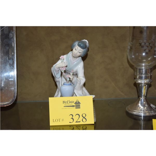 LLADRO PORCELAIN FIGURINE, "JAPANESE GEISHA FLOWER ARRANGER"