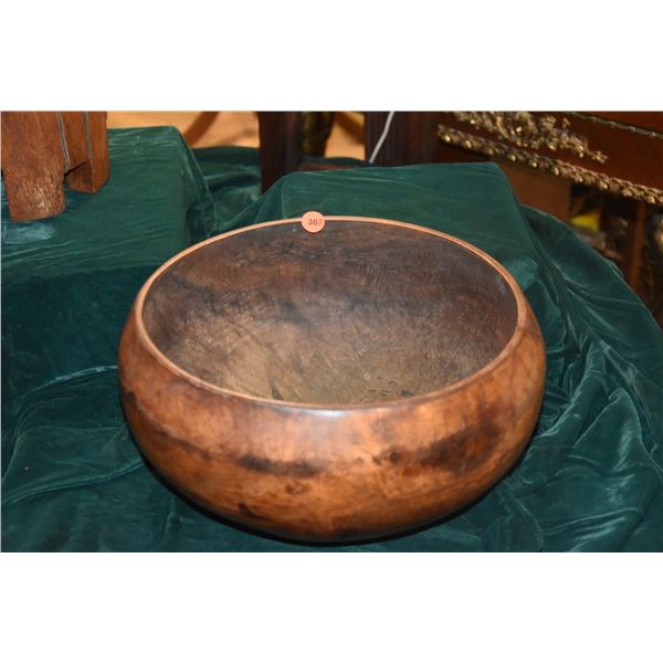 HANDMADE KOU CALABASH W/FLATTENED BASE, LIGHT SHELLAC FINISH, POHO, PEGGING & HUMUHUMU REPAIRS (11 3