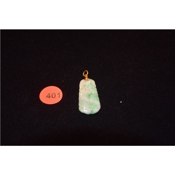 22K JADE PENDANT