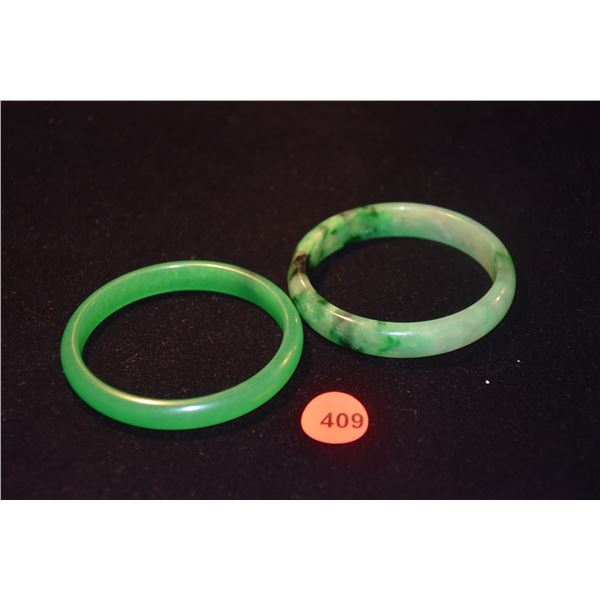 GREEN GLASS & MOTTLED GREEN JADE BANGLES (2 PCS)