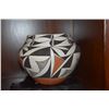 Image 2 : POTTERY BOWL, ACOMA N.M.; SIGNED E. CHINO (DOES NOT INCLUDE STAND)