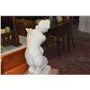 Image 4 : CARVED WHITE MARBLE STATUE, FEMALE NUDE (MISSING FINGERTIPS)