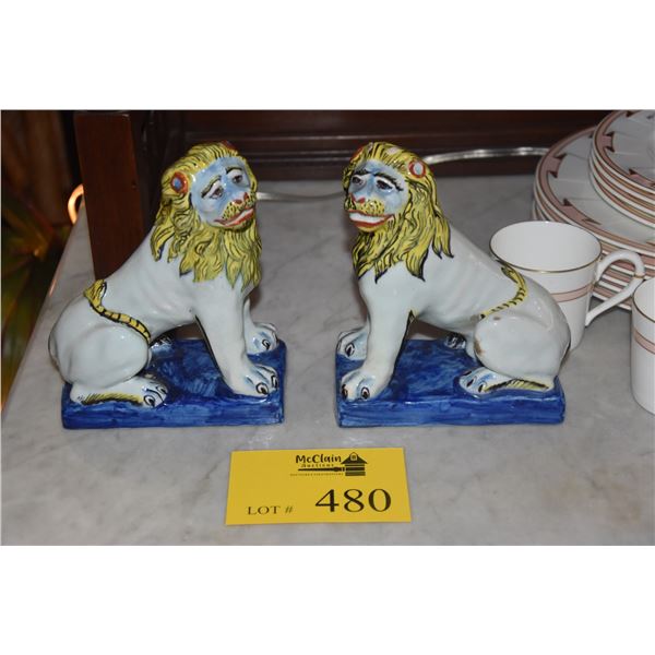 PORCELAIN LIONS MARKED H.V.XB 1853 (2 PCS)