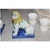 Image 2 : PORCELAIN LIONS MARKED H.V.XB 1853 (2 PCS)