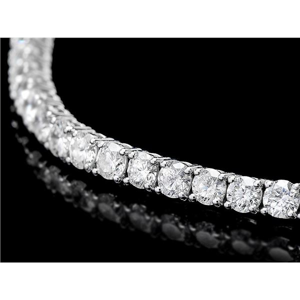 18K White Gold  Diamond Bracelet 8.00ct