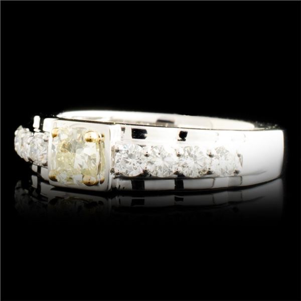 1.15ctw Diamond Ring in 14K Gold