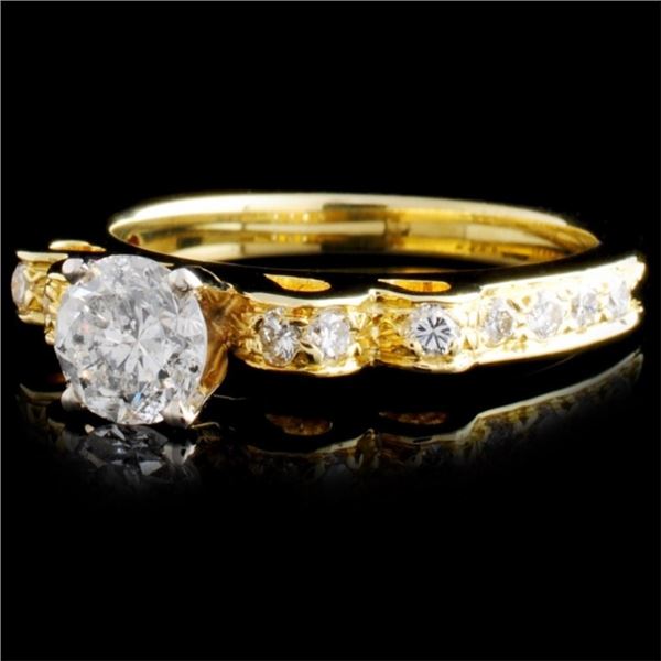 0.93ctw Diamond Ring in 18K Yellow Gold