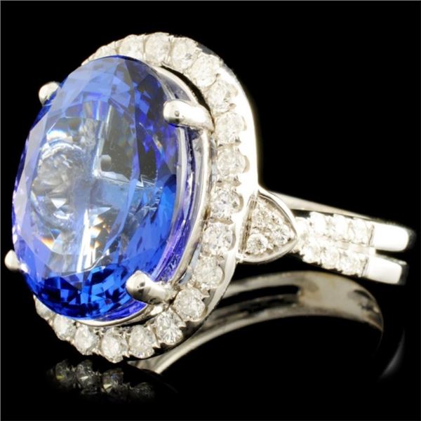 10.72ct Tanzanite & 0.87ctw Diamond Ring in 18K Go