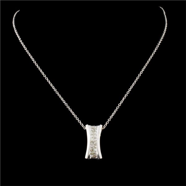 0.43ctw Diamond Pendant in 14K Gold