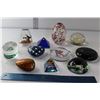 Image 1 : Misc. Paperweights , Bugs, Snowflake