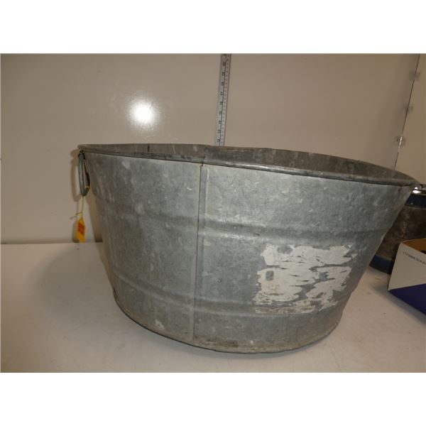 Vintage Galvanized Wash Tub