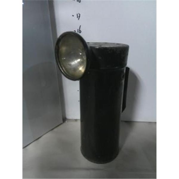 Antique Battery Operated Flash Ligth