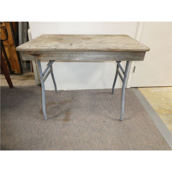 Vilas Sept  66 Vintage Table