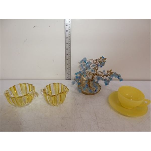 Vintage flashed color cream and sugar dishes,