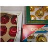 Image 3 : Gold and Red Colored Christmas Balls