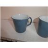 Image 2 : 6 blue Pyrex mugs