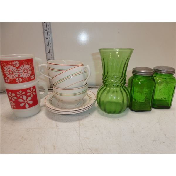 Green Glass Salt and Pepper Shaker,