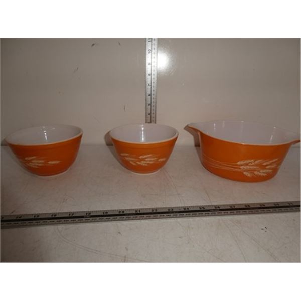 3 Pyrex Orange Grain mixing  bowls
