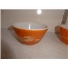 Image 2 : 3 Pyrex Orange Grain mixing  bowls