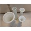 Image 2 : 4 White Glass Vases and 1 Candy Dish