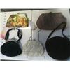 Image 1 : 5 Vintage Purses