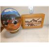 Image 4 : Set of Book Ends, Handpainted Ostrich Egg,