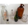 Image 8 : Vintage glass bottles and jugs