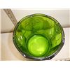 Image 2 : Vintage Green Irisdescent Carnival Glass Canister