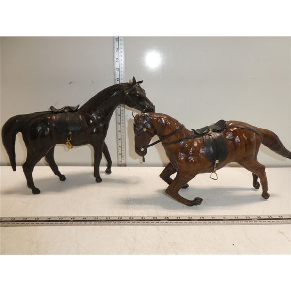 Folkart 2 Paper Mache Horses