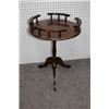 Image 1 : Antique Side Table