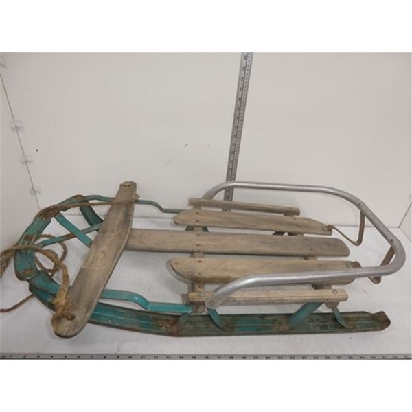 Rare Vintage, Blue Metal snow sled